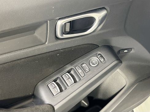 Used 2023 Honda Civic LX image 17