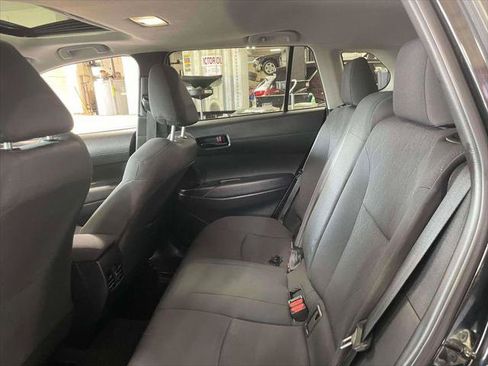 Used 2022 Toyota Corolla Cross LE w/ Moonroof Package AWD/4WD image 11