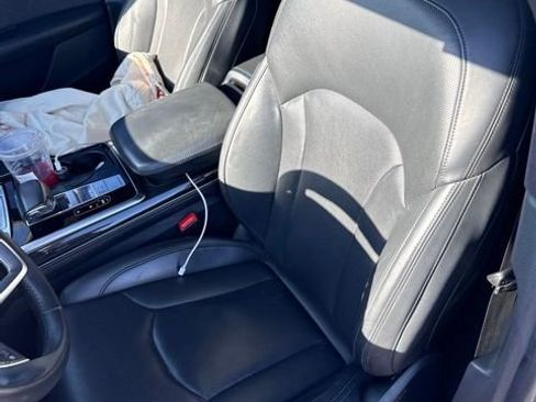Used 2019 Audi Q8 Prestige AWD/4WD image 8