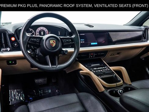 Used 2024 Porsche Cayenne AWD/4WD image 22