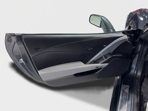 Used 2019 Chevrolet Corvette Grand Sport image 18