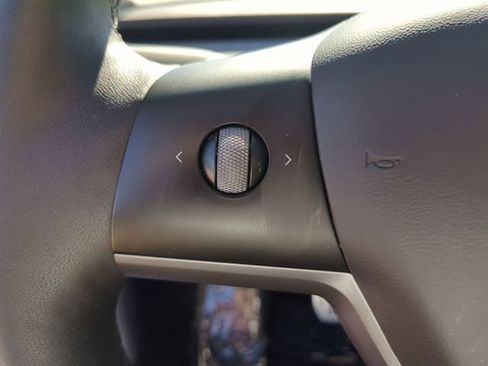 Used 2022 Tesla Model 3 Performance AWD/4WD image 28