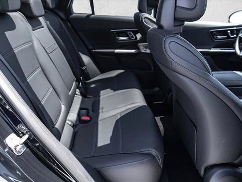 New 2026 Mercedes-Benz GLC 300 4MATIC image 25
