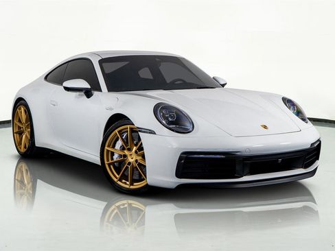 Used 2021 Porsche 911 Carrera S RWD image 2