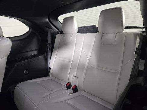 Used 2022 MAZDA CX-9 Signature image 13