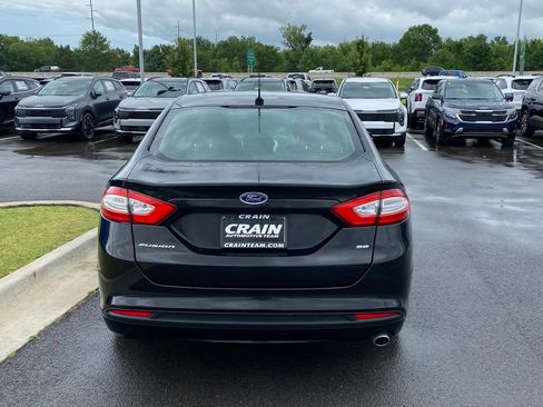 Used 2014 Ford Fusion SE FWD image 6