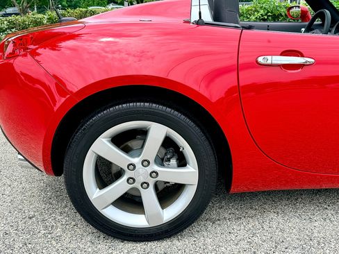 Used 2008 Pontiac Solstice Convertible w/ Preferred Package RWD image 47