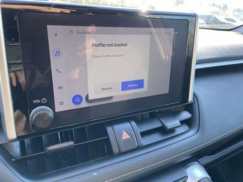 Used 2023 Toyota RAV4 XLE image 39