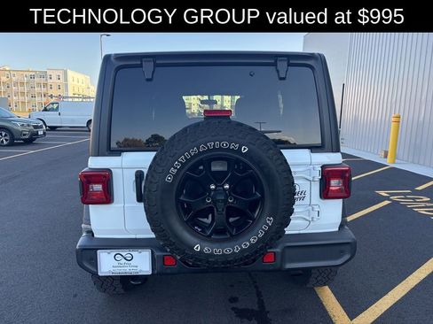 Used 2021 Jeep Wrangler Unlimited Sport image 7