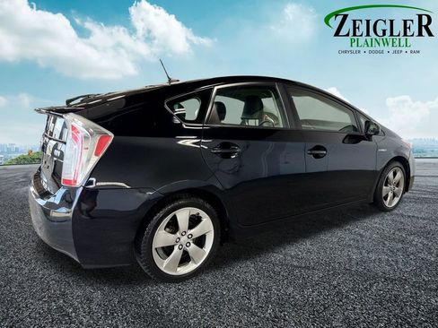 Used 2013 Toyota Prius Persona Series FWD image 6