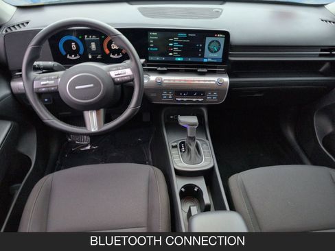 Used 2025 Hyundai Kona SEL image 13