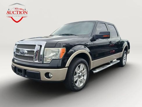 Used 2010 Ford F150 Lariat RWD image 1