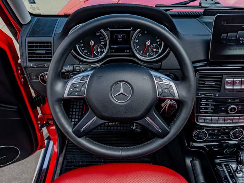 Used 2017 Mercedes-Benz G 550 image 18