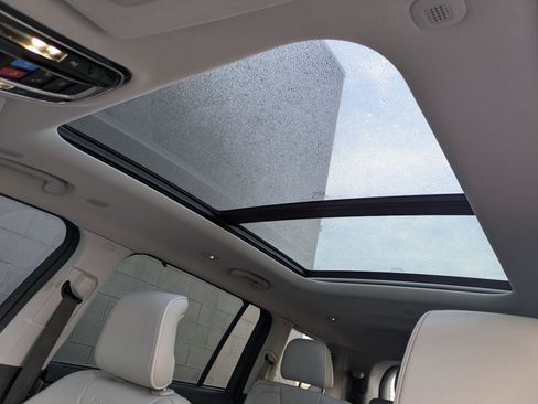 Used 2022 Jeep Grand Cherokee L Summit w/ MOPAR Finishing Package image 20