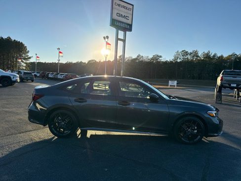 Used 2025 Honda Civic Sport Touring image 2