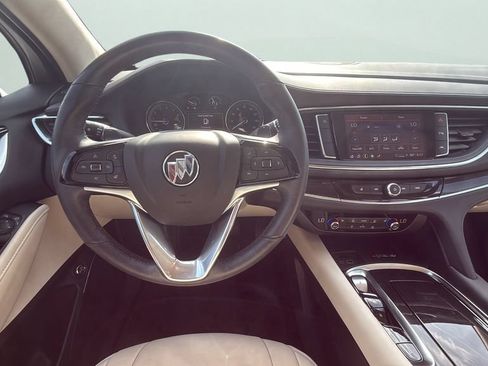 Used 2024 Buick Enclave Essence FWD image 16