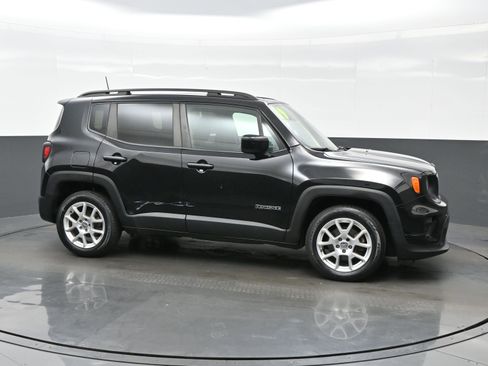 Used 2019 Jeep Renegade Latitude image 7