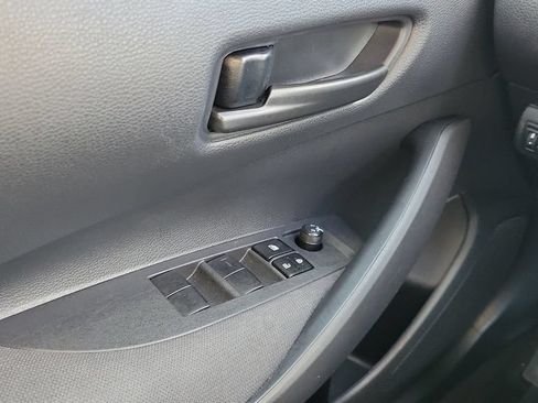 Used 2024 Toyota Corolla LE FWD image 19