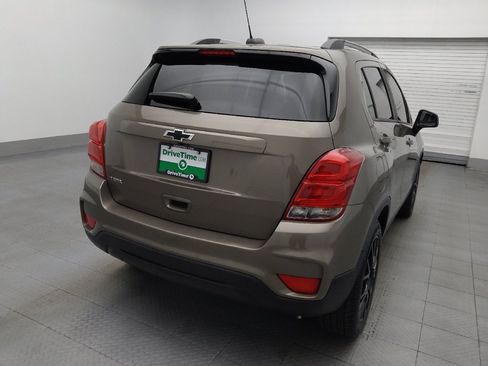 Used 2021 Chevrolet Trax LT w/ Sport Edition FWD image 7
