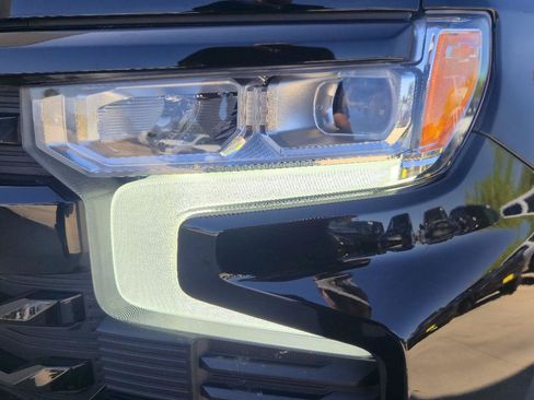 Used 2025 Chevrolet Silverado 1500 RST AWD/4WD image 10