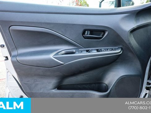 Used 2025 Nissan Versa S w/ Trunk Package FWD image 36