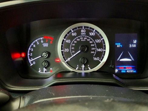 Used 2022 Toyota Corolla LE FWD image 14