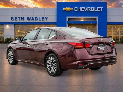 Used 2023 Nissan Altima 2.5 SV FWD image 5