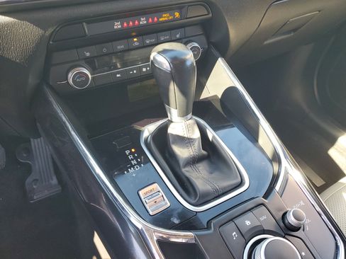 Used 2019 MAZDA CX-9 Touring image 24