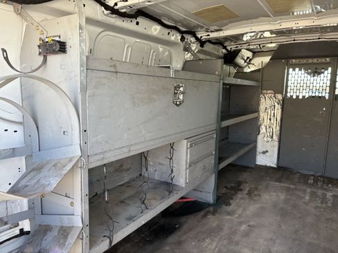 Used 2017 Ford Transit 250 148 Low Roof w/ Exterior Upgrade Package image 9