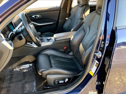 Used 2022 BMW M3 image 8