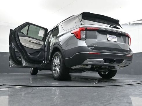 New 2026 Ford Explorer Active w/ Active Comfort Package image 37
