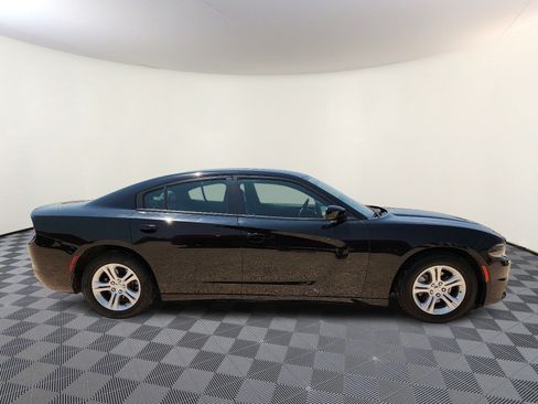Used 2022 Dodge Charger SXT w/ Leather Interior Group RWD image 5