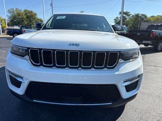 Used 2024 Jeep Grand Cherokee Limited 4xe AWD/4WD video 3