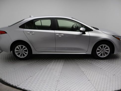 Certified 2024 Toyota Corolla LE image 7