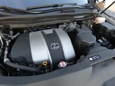 Used 2018 Lexus RX 350L FWD image 81