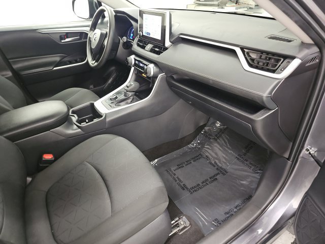 Certified 2025 Toyota RAV4 XLE AWD/4WD image 36