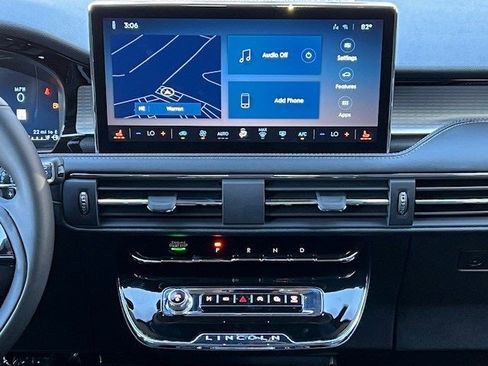 New 2026 Lincoln Corsair Premiere image 26