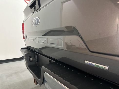 Used 2019 Ford F150 Lariat w/ Equipment Group 502A Luxury AWD/4WD image 10