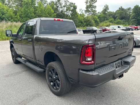 Used 2025 RAM 2500 Big Horn AWD/4WD image 7