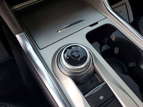 Used 2022 Ford Explorer Limited w/ Equipment Group 301A image 33