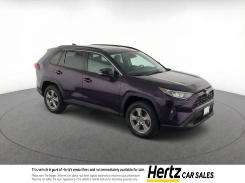 Used 2025 Toyota RAV4 LE image 1