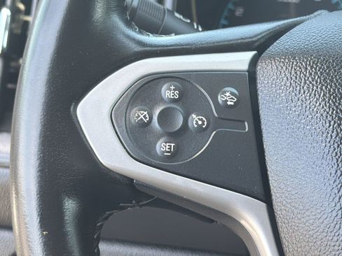 Used 2022 Chevrolet Colorado LT w/ Fleet Safety Package RWD image 8