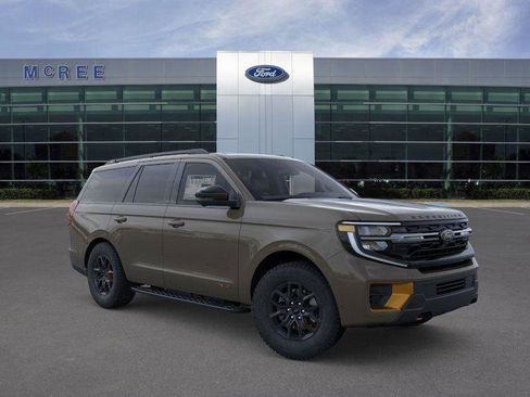 New 2026 Ford Expedition Tremor image 7
