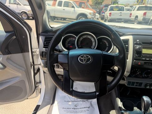 Used 2012 Toyota Tacoma 2WD Access Cab w/ SR5 Pkg image 19