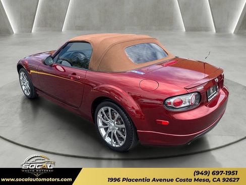 Used 2006 MAZDA MX-5 Miata Grand Touring w/ Appearance Pkg RWD image 12