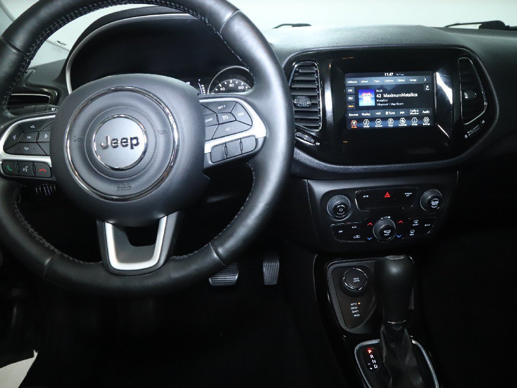 Used 2019 Jeep Compass Latitude AWD/4WD image 28