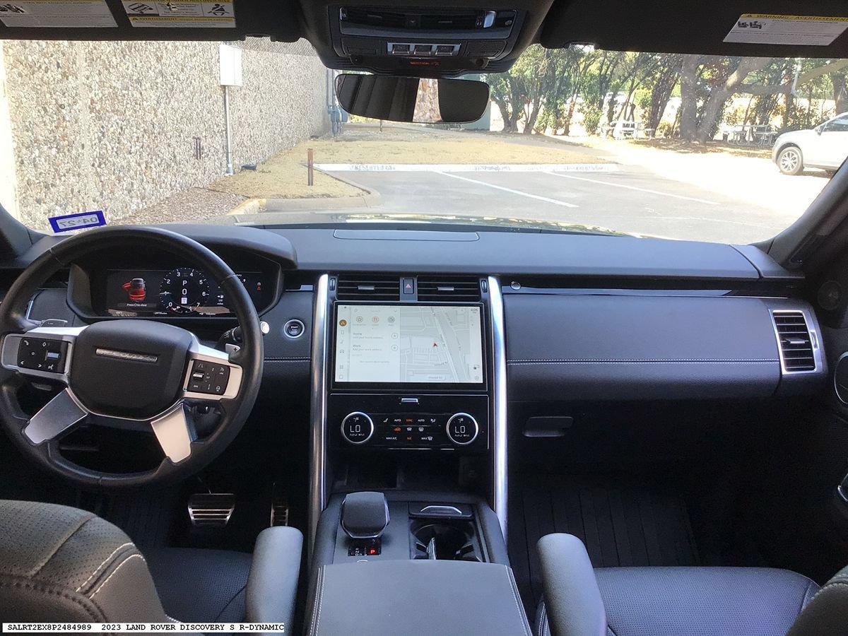 Used 2023 Land Rover Discovery S R-Dynamic AWD/4WD image 13