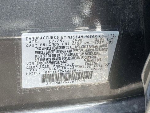 Certified 2025 Nissan Versa SV w/ Trunk Package FWD image 17