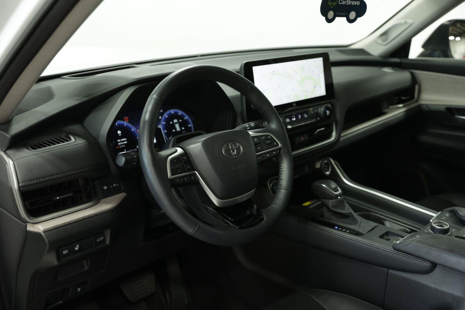 Used 2025 Toyota Grand Highlander AWD image 37
