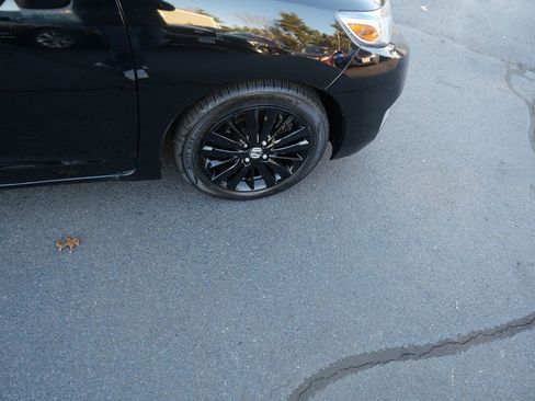 Used 2015 Honda Fit EX-L image 32